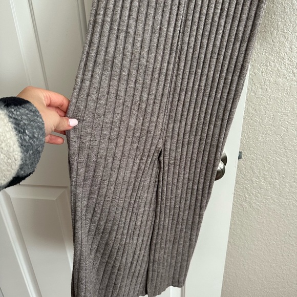 ❤️ NWT Zara knit bodycon maxi dress with middle slit - Picture 2 of 3